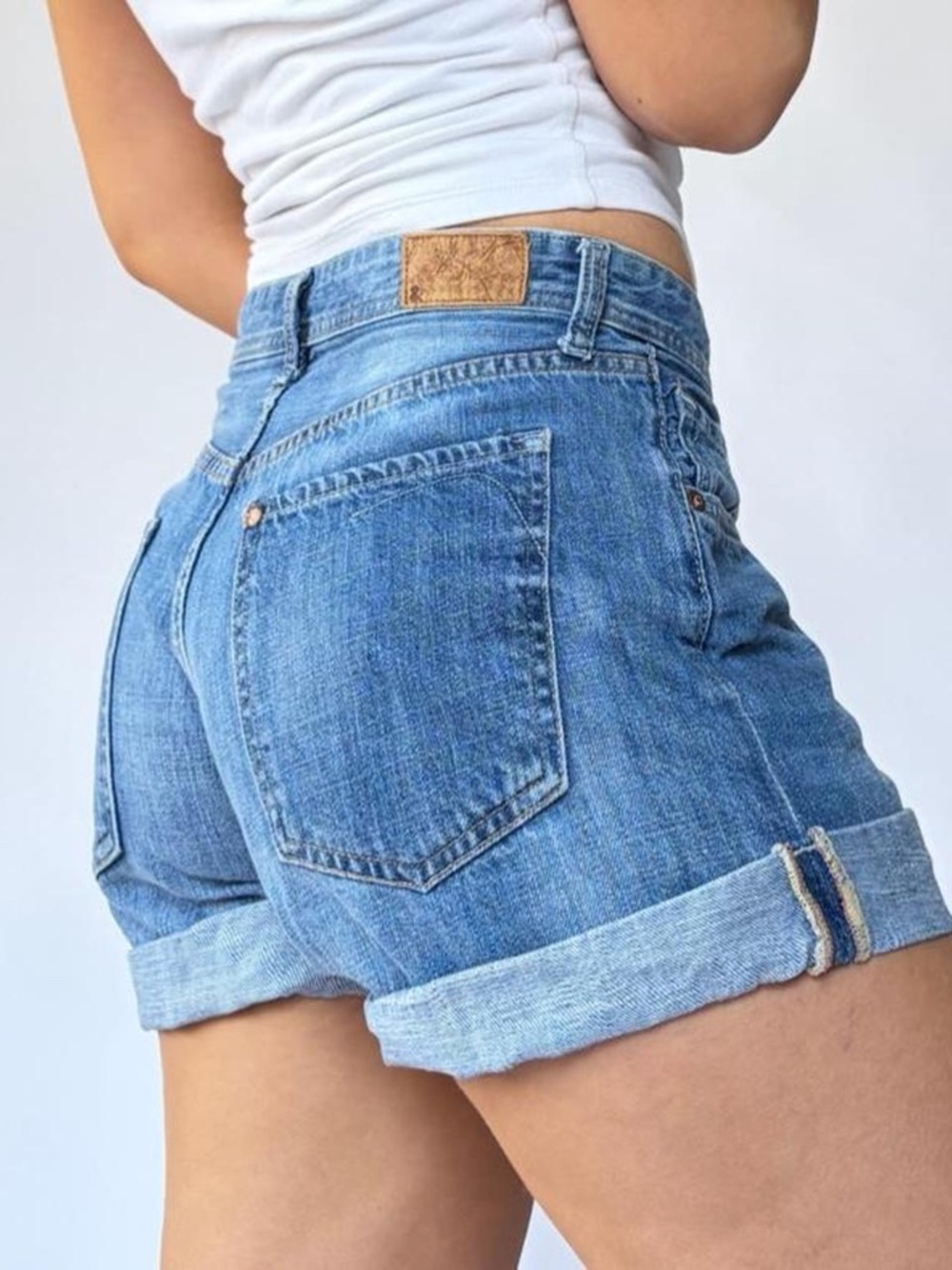 Low Rise Jean Shorts Boyfriend Fit H&M 8 - Picture 3 of 4